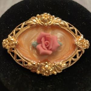 Victoria Rose Pin